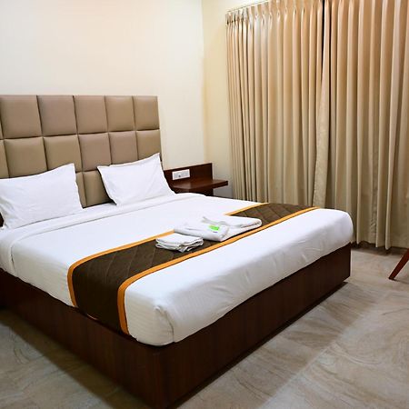Unnati Stay Inn Vijayapura Bijāpur Buitenkant foto