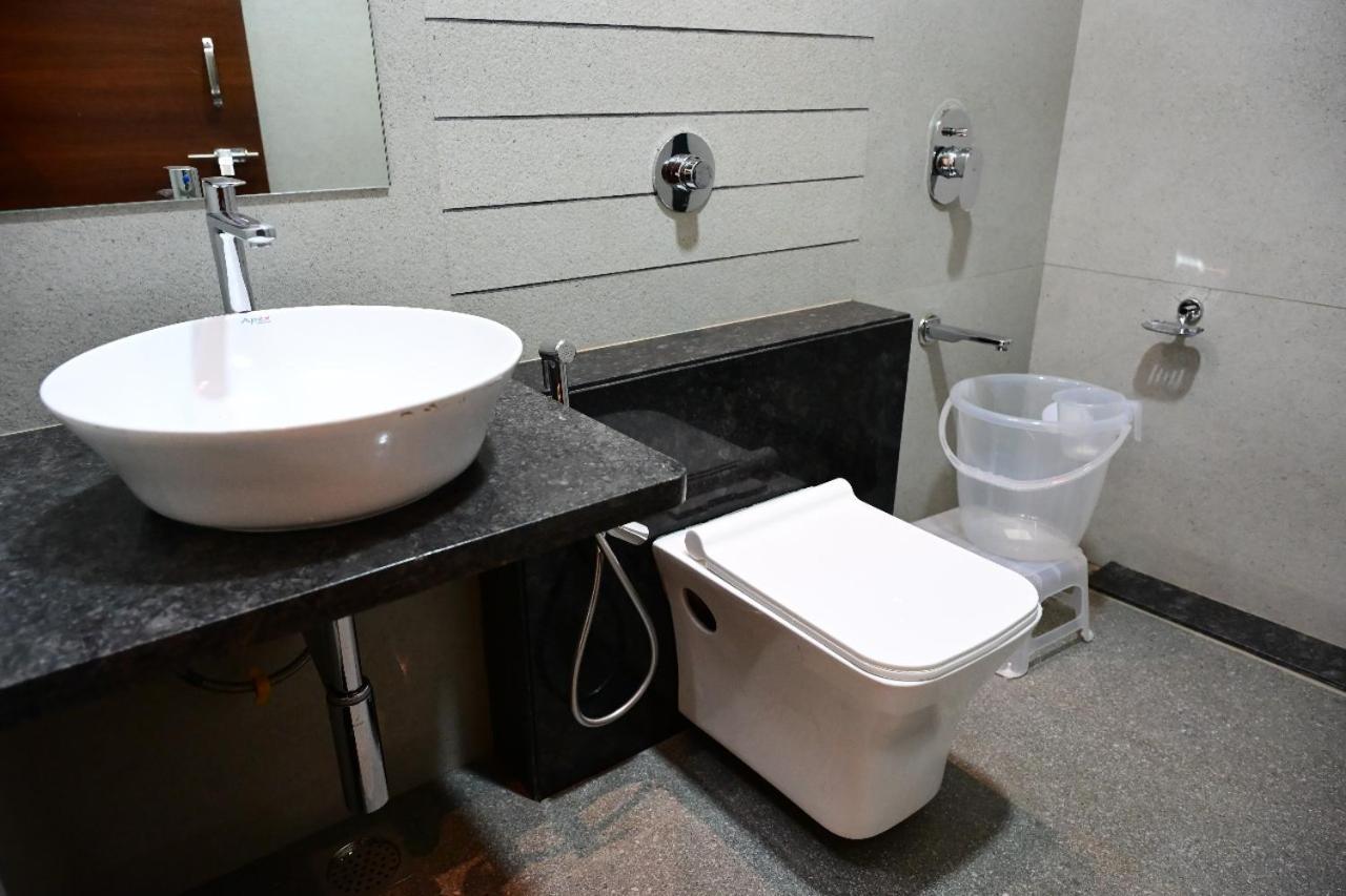 Unnati Stay Inn Vijayapura Bijāpur Buitenkant foto